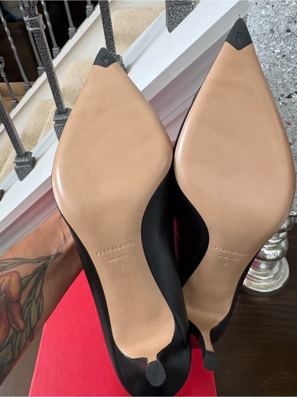 Salvatore Ferragamo Laura Black Leather Pointed Pumps (Price FIRM) - Picture 5 of 10